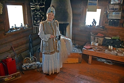 Экспедиция в Якутию. Праздник «Ысыах» и сплав на катамаранах с мотором по рекам Синяя и Лена рис.1