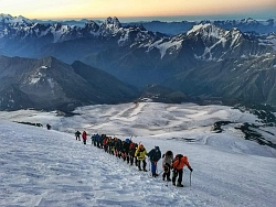 Climbing Mt. Elbrus from the South рис.2