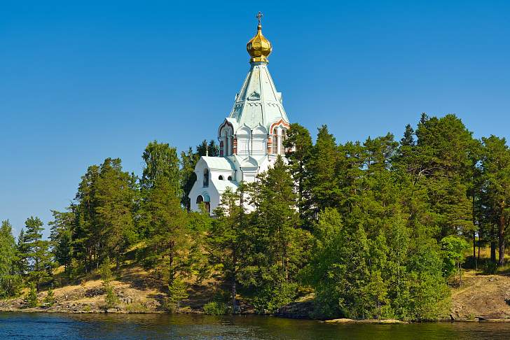 Индивидуальный экскурсионный тур в Карелии «Соловки – Кижи – Валаам – Рускеала» с перелетом на вертолете на Соловки