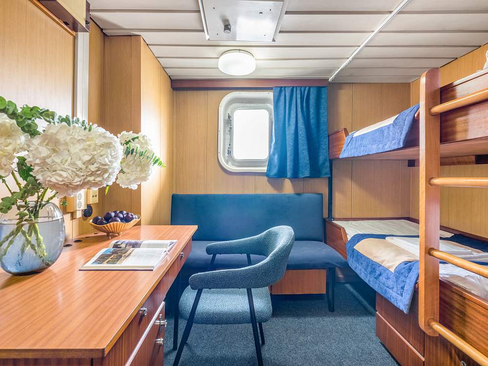 Экспедиционное судно «Академик Шокальский» рис.10