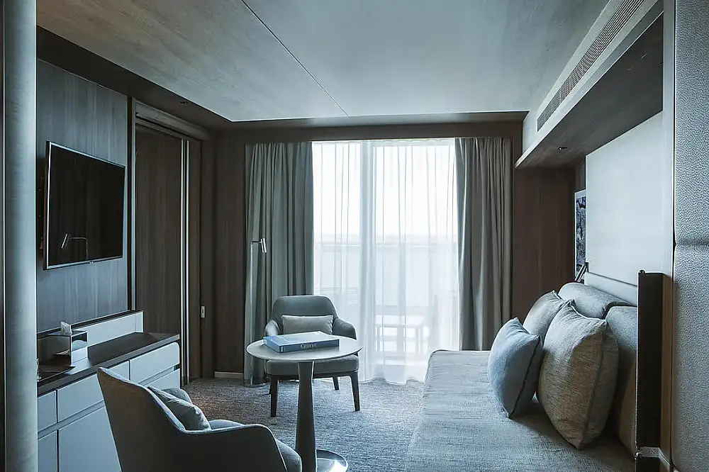 Люкс «Престиж» (палуба 7, 8) (Le Commandant Charcot) рис.3