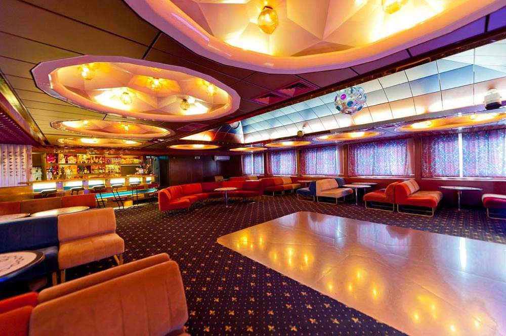 Экспедиционное судно «Демьян Бедный» рис.21