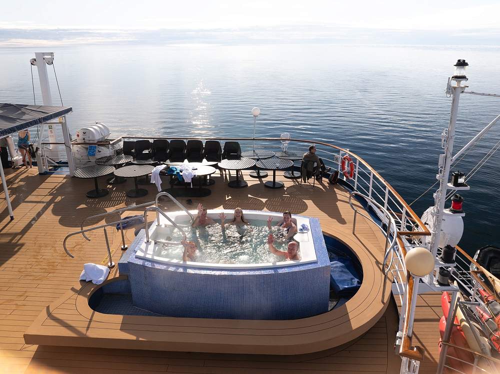 Экспедиционное судно «Си Спирит» рис.15