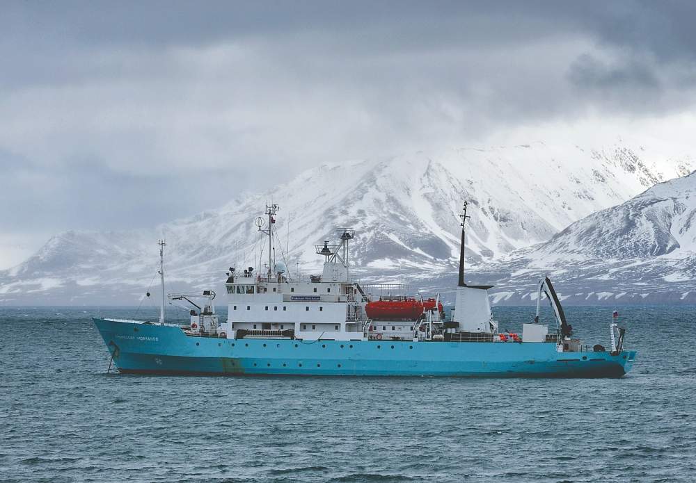 Исследовательское судно ледового класса «Профессор Молчанов» рис.2