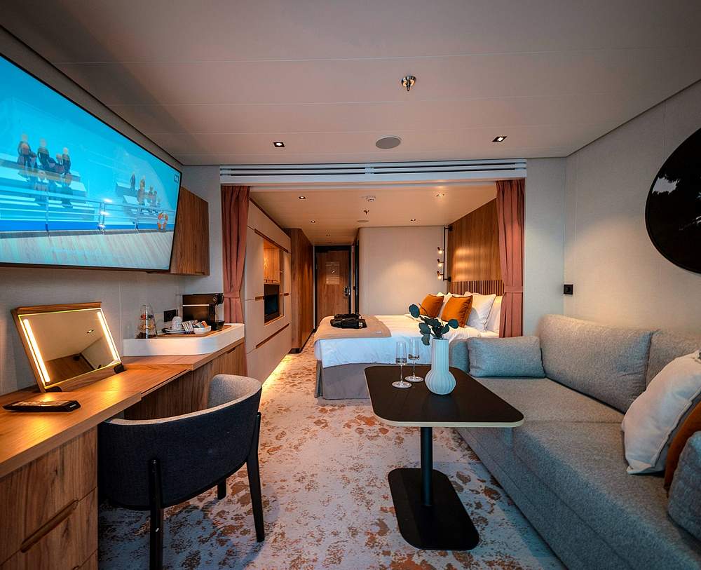 Двухместная каюта с балконом (D5, M5, D6) (SH Vega) рис.3