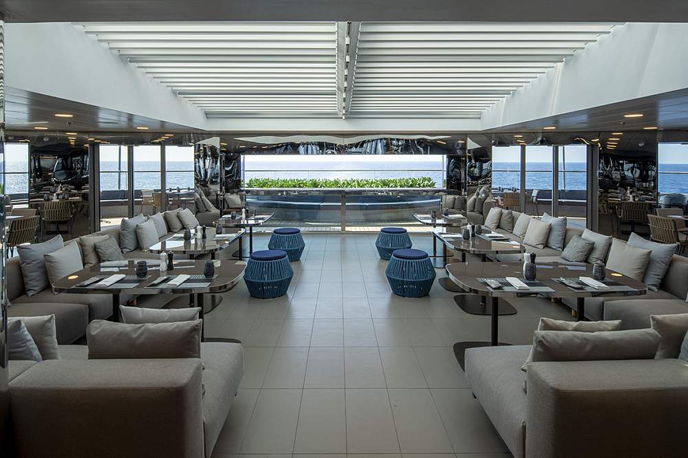 Экспедиционная мега-яхта ледового класса Scenic Eclipse рис.15