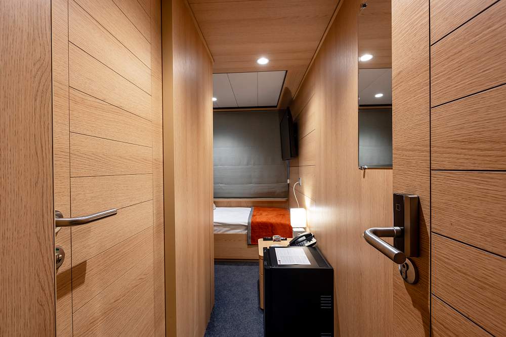 Одноместная каюта (теплоход «Максим Горький») рис.3