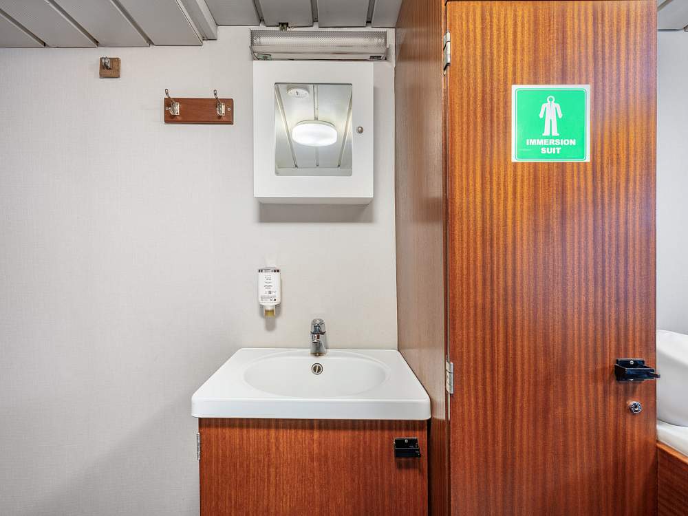 Двухместная каюта (без удобств) («Профессор Хромов») рис.2