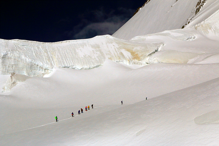 Восхождение на Белуху с ледника Менсу