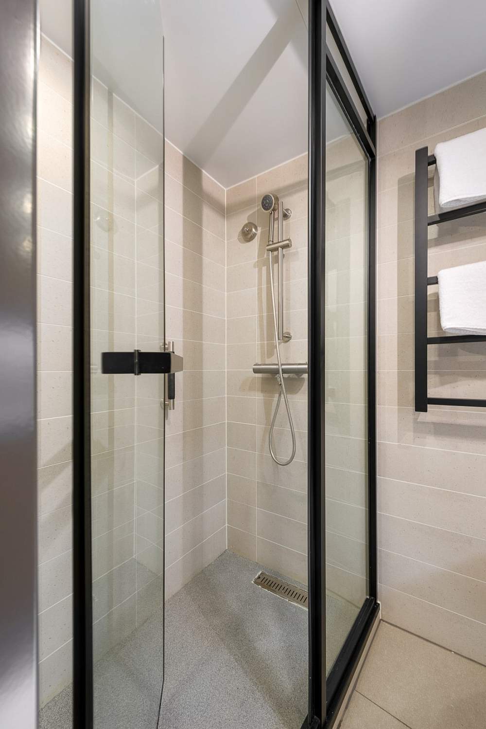 Двухместная каюта с иллюминатором (Hondius) рис.5