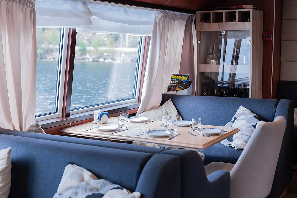 Теплоход «Александр Великий» рис.13