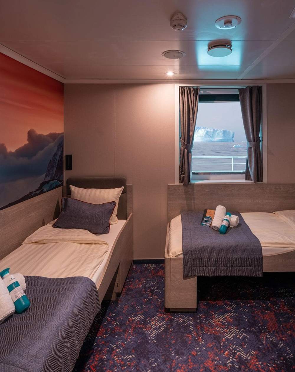 Двухместная каюта с окном (Hondius) рис.6