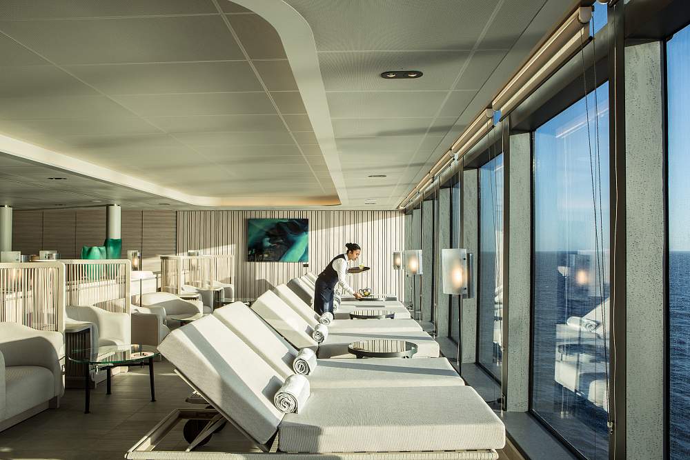 Ледокол класса «люкс» Le Commandant Charcot рис.12