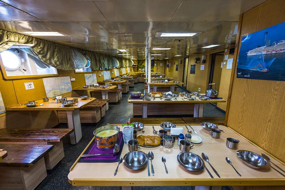 Трехмачтовый парусник «МИР»  рис.8