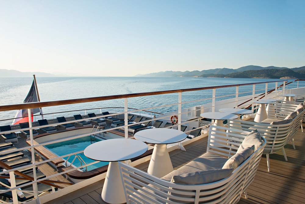 Экспедиционное судно класса «люкс» Le Lyrial рис.11