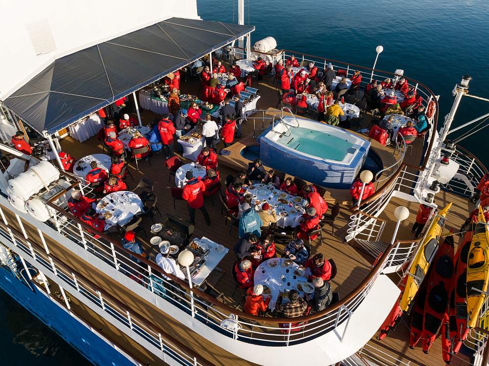 Экспедиционное судно «Си Спирит» рис.11