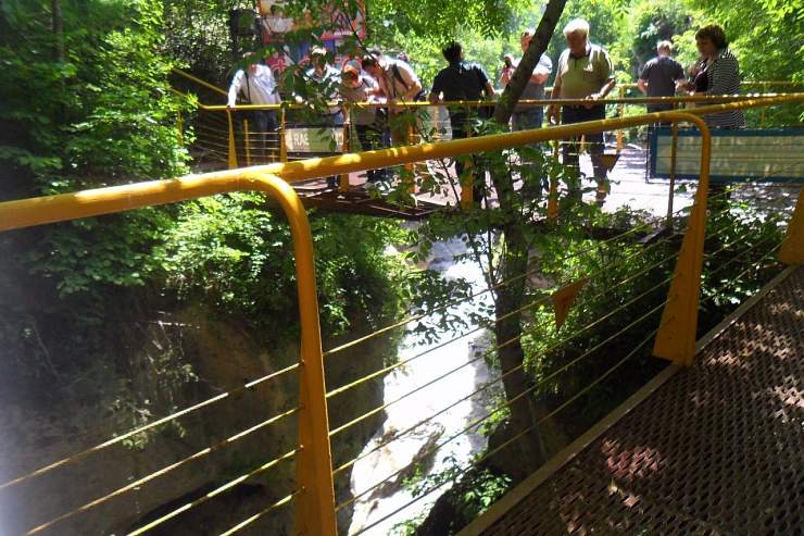 Мосты, настилы и лестницы в теснине