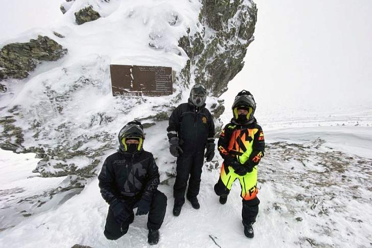 Экспедиция на снегоходах «Перевал Дятлова или снежные приключения на Северном Урале»