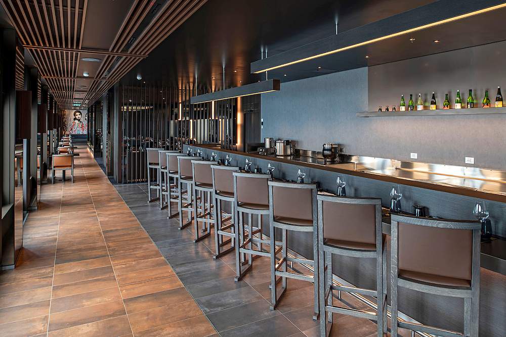 Экспедиционная мега-яхта ледового класса Scenic Eclipse рис.5