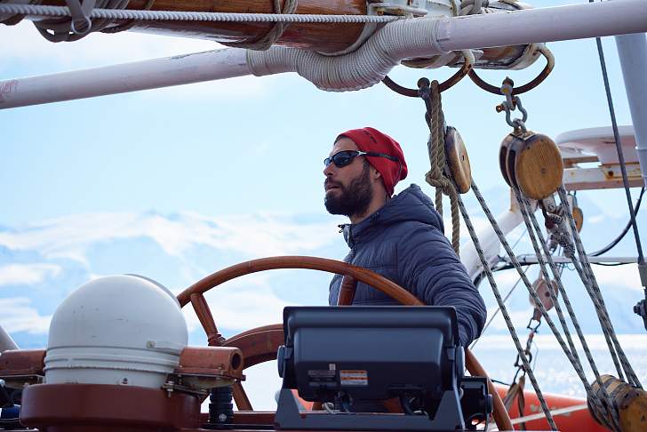 Парусная экспедиция к Антарктическому полуострову на судне Amazone (с однократным перелетом через пролив Дрейка) (Ушуайя – Пунта-Аренас)