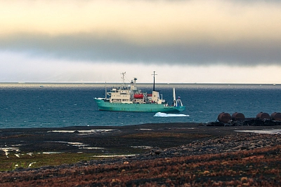 берега архипелага на Новой Земле во время активного маршрута