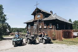 Деревянные постройки в Карелии