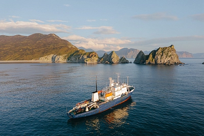 лежбища морских животных на Командорских островах во время активного маршрута