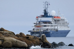 Экспедиционный круиз на Землю Франца–Иосифа и Шпицберген «Дорогами первопроходцев», 14 дней рис.3