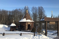 Святой источник Тихвинской иконы Божьей Матери