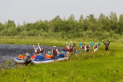 Сплав на катамаранах с мотором в Якутии по рекам Лена и Синяя «Золотые скалы реки Синяя. Синские и Ленские Столбы» рис.2